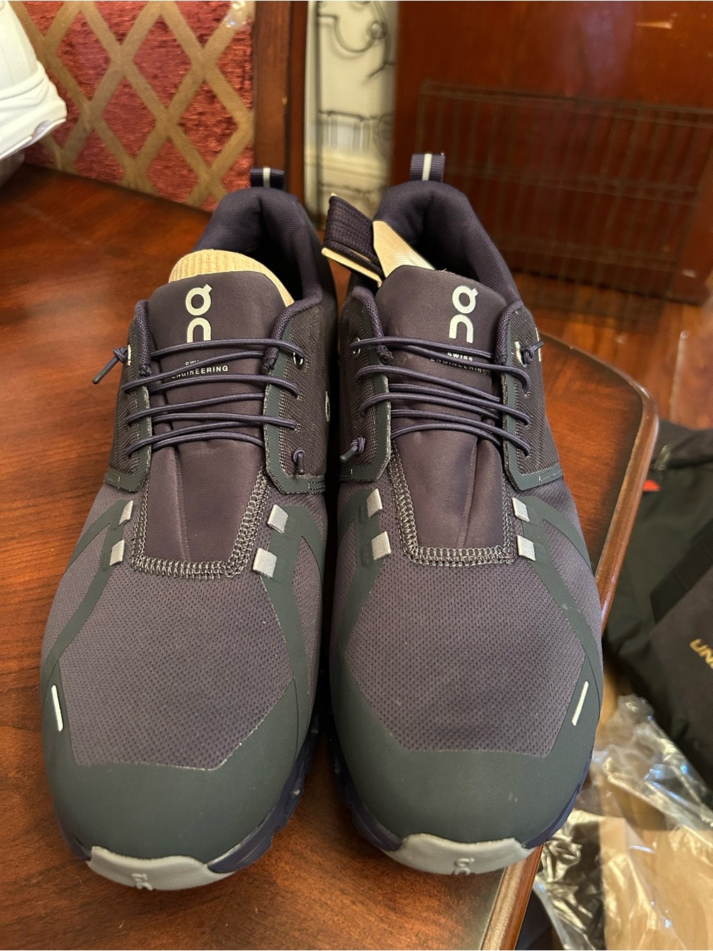On Running Cloud Men’s Black Running Shoes